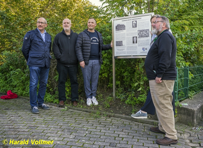 Aufstellung Tafel 14 ev.Eibergschule - 3